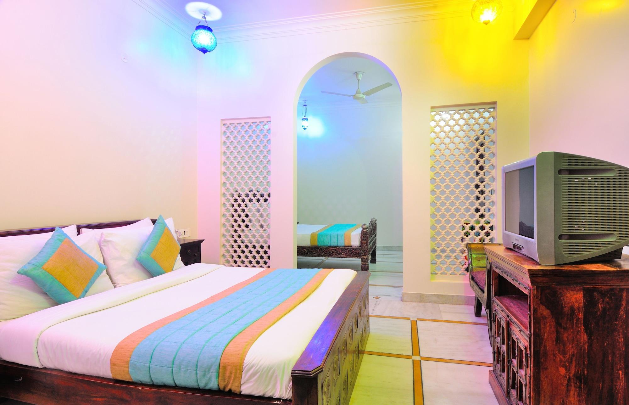 Staybook-Jyoti Mahal A Heritage Hotel Ню Делхи Екстериор снимка
