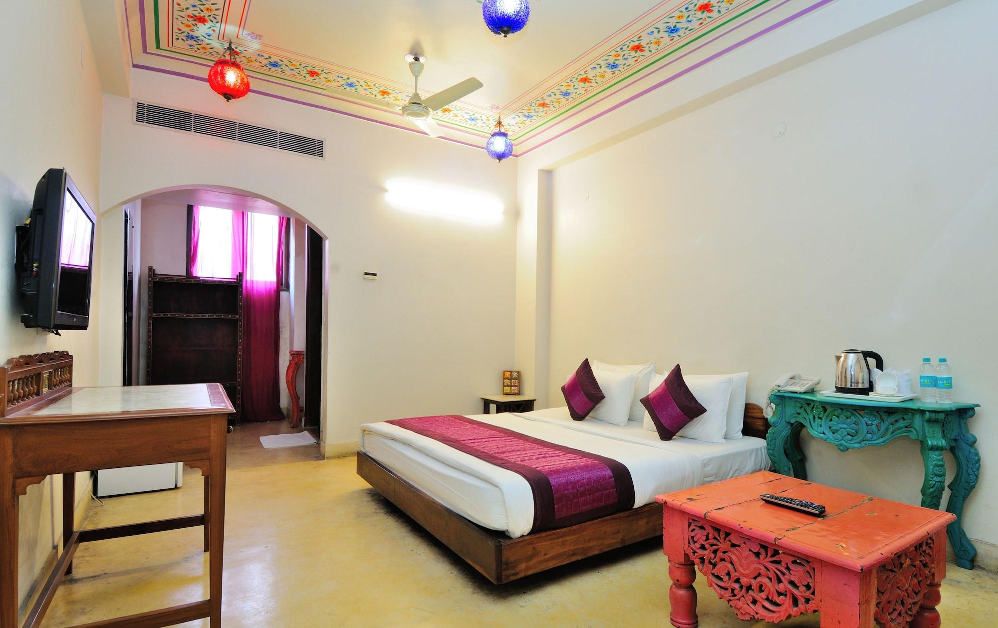 Staybook-Jyoti Mahal A Heritage Hotel Ню Делхи Екстериор снимка