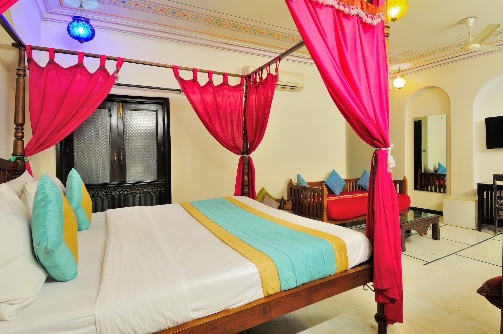 Staybook-Jyoti Mahal A Heritage Hotel Ню Делхи Екстериор снимка