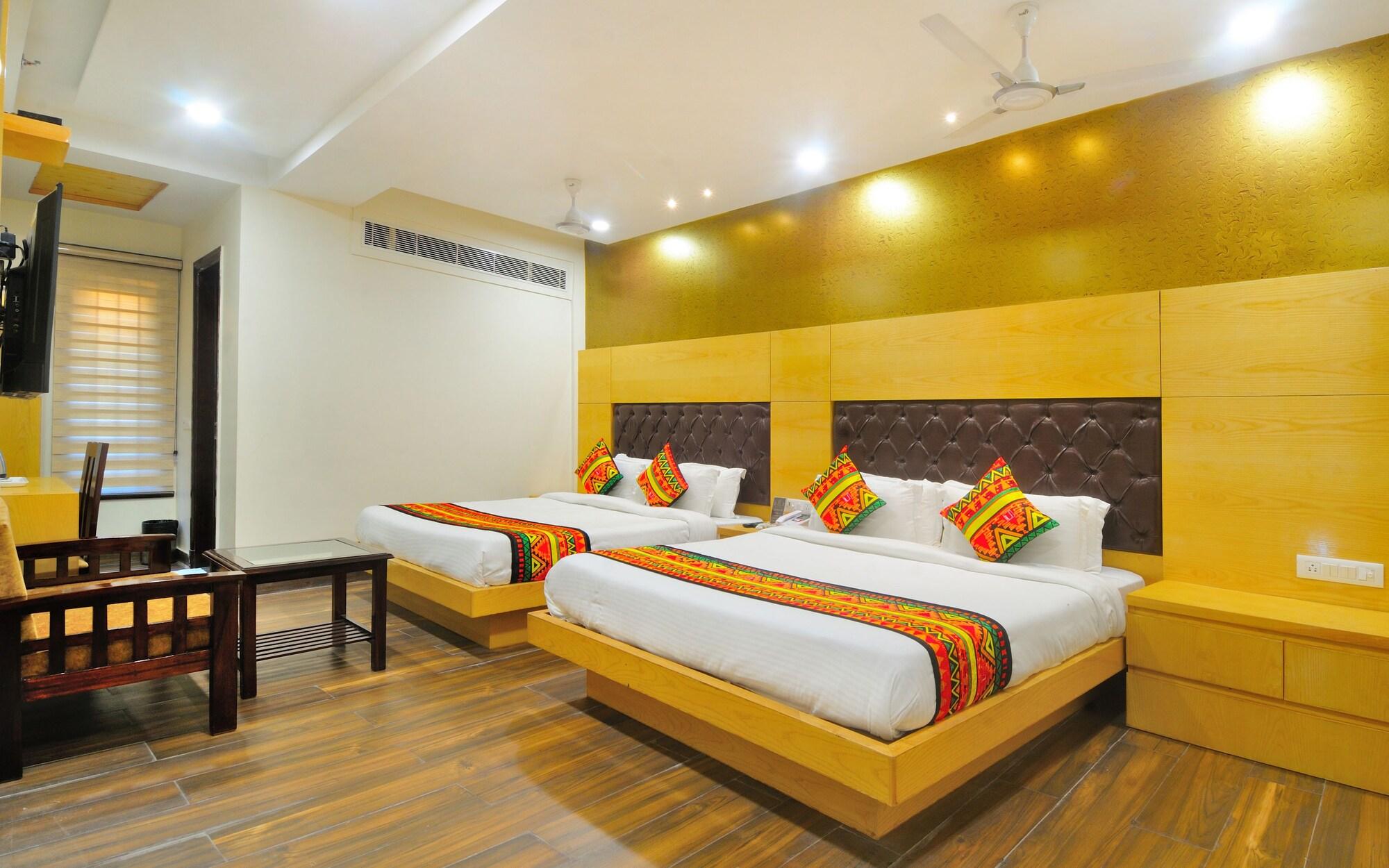 Staybook-Jyoti Mahal A Heritage Hotel Ню Делхи Екстериор снимка