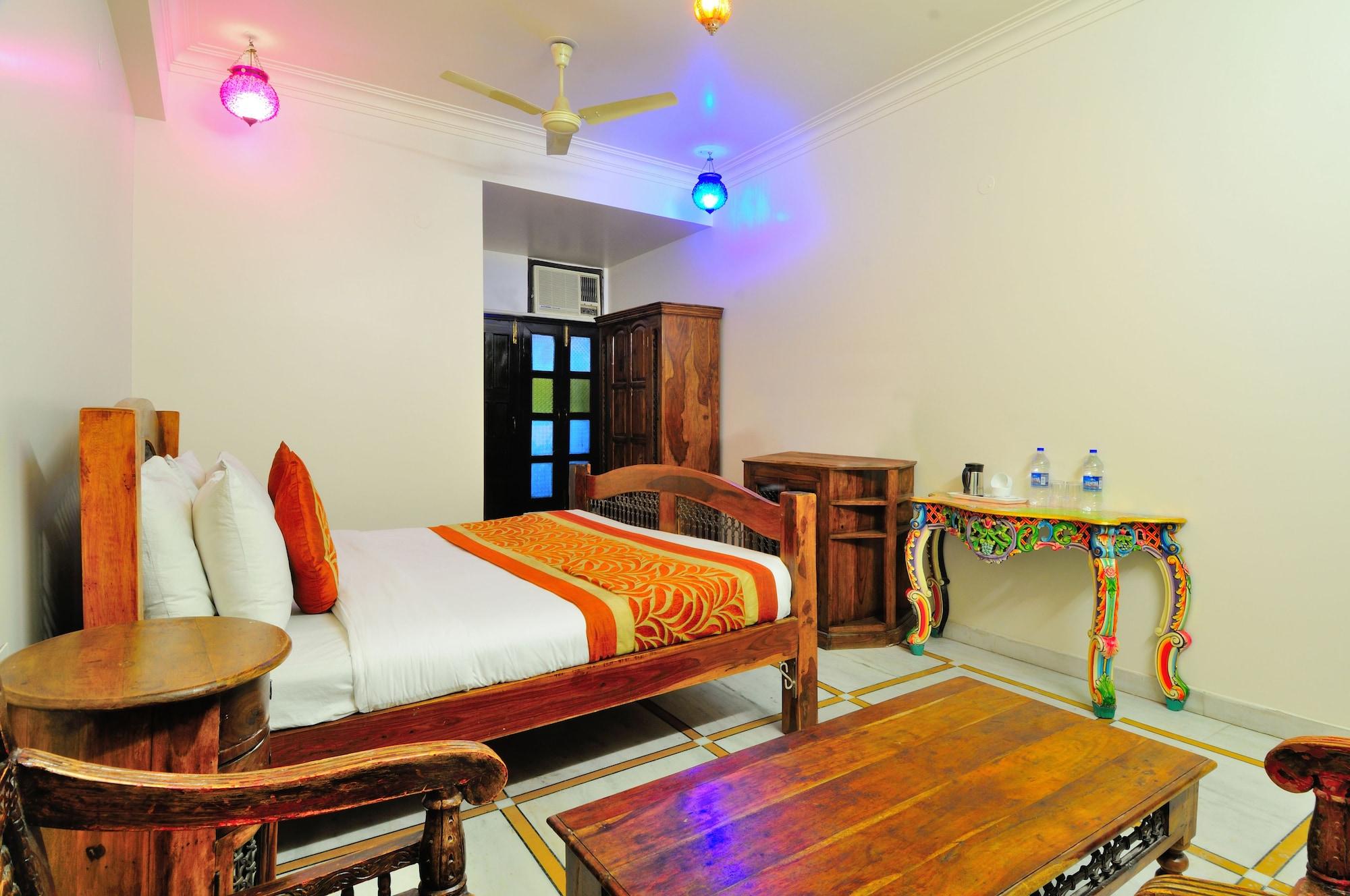 Staybook-Jyoti Mahal A Heritage Hotel Ню Делхи Екстериор снимка
