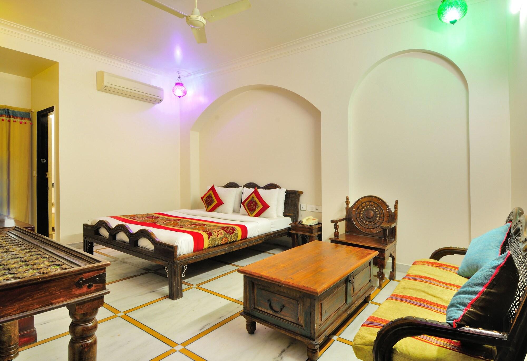 Staybook-Jyoti Mahal A Heritage Hotel Ню Делхи Екстериор снимка