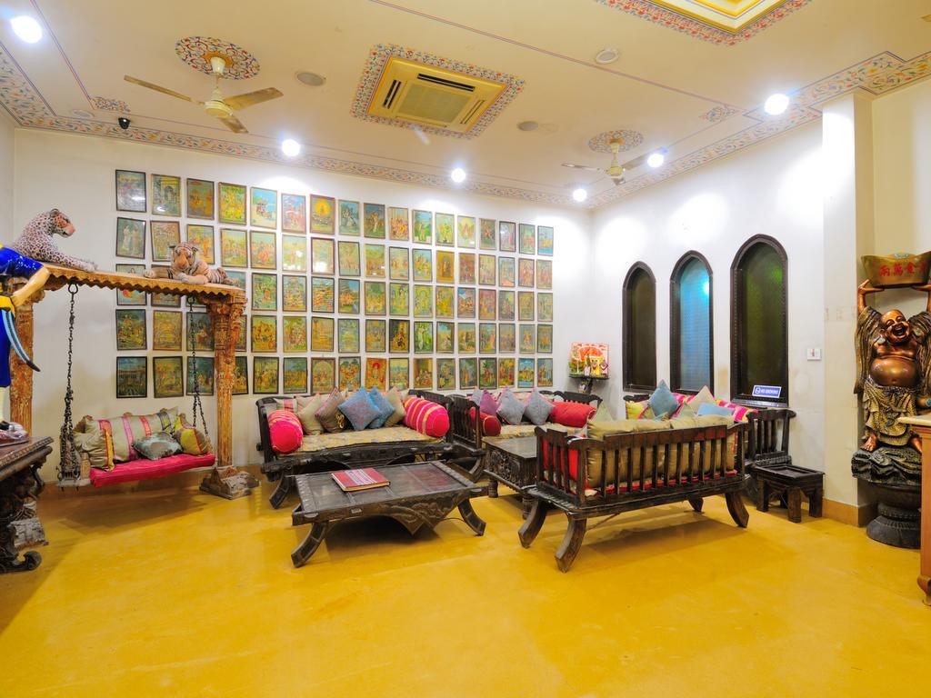 Staybook-Jyoti Mahal A Heritage Hotel Ню Делхи Екстериор снимка