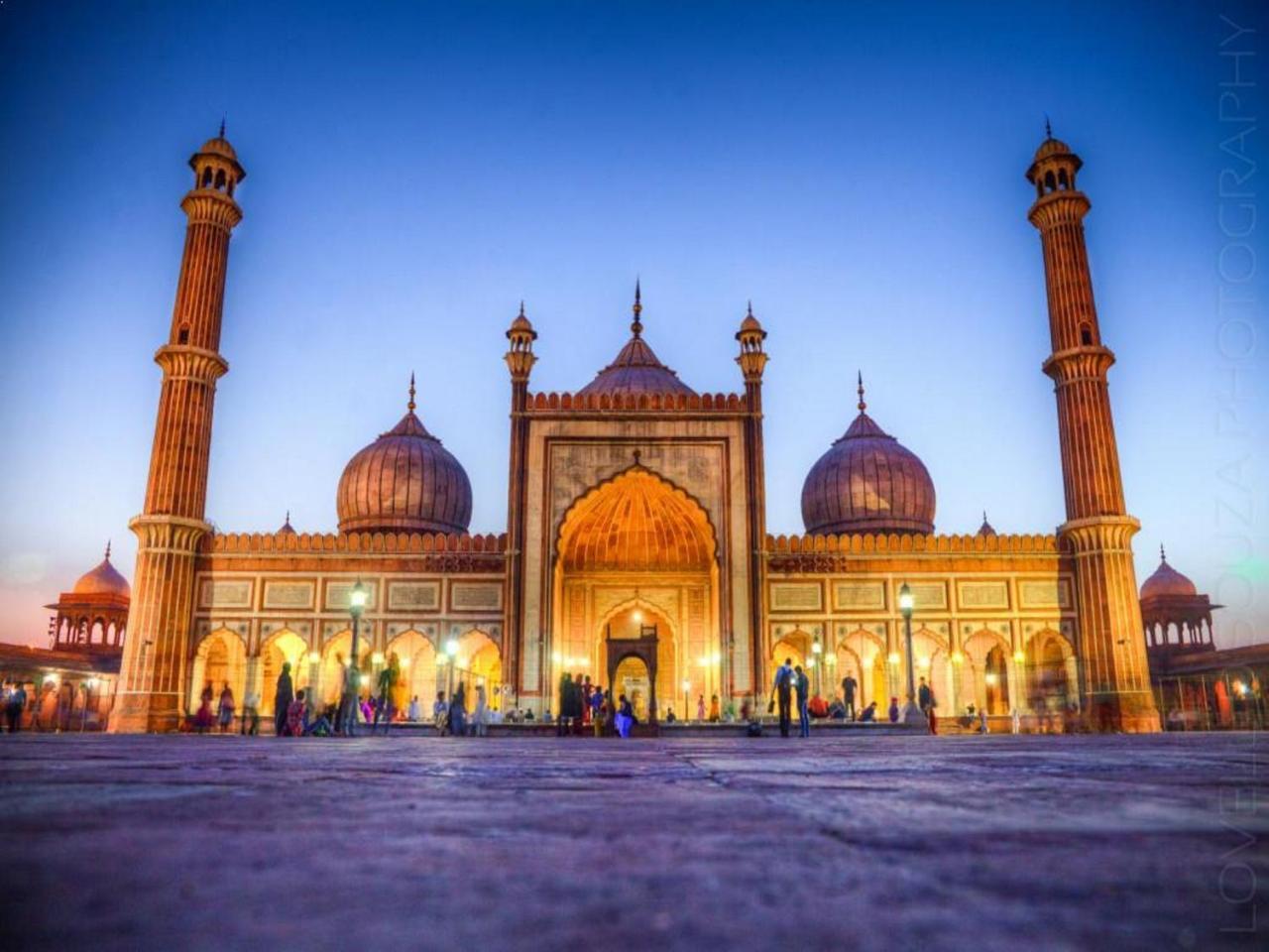 Staybook-Jyoti Mahal A Heritage Hotel Ню Делхи Екстериор снимка